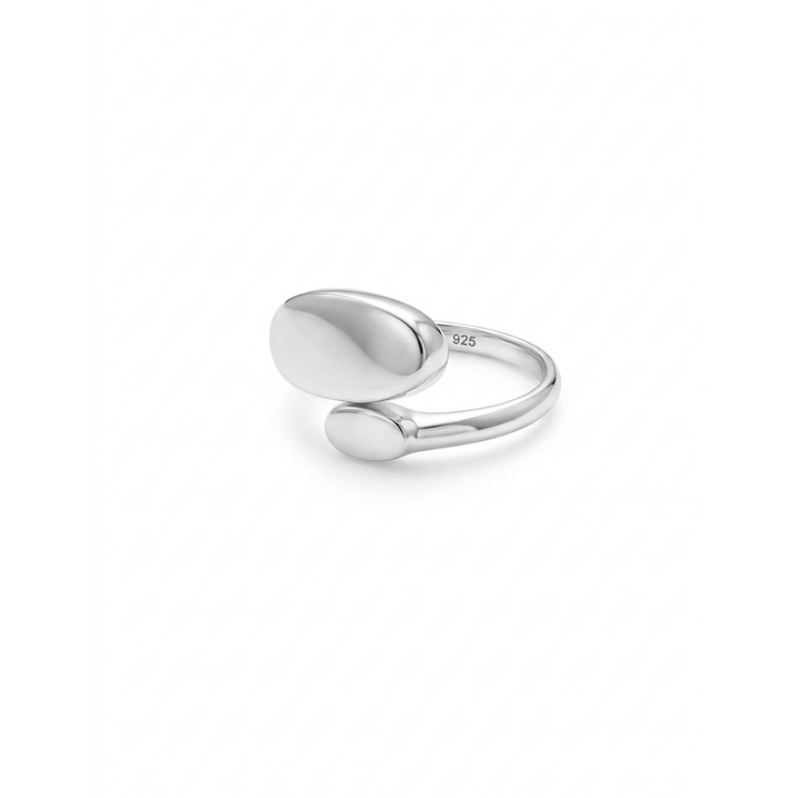 Anillo Bingin Plata 925 - joya artesanal Nomada Soul, plata 925, piedra natural, hecho a mano en Bali - vista frontal
