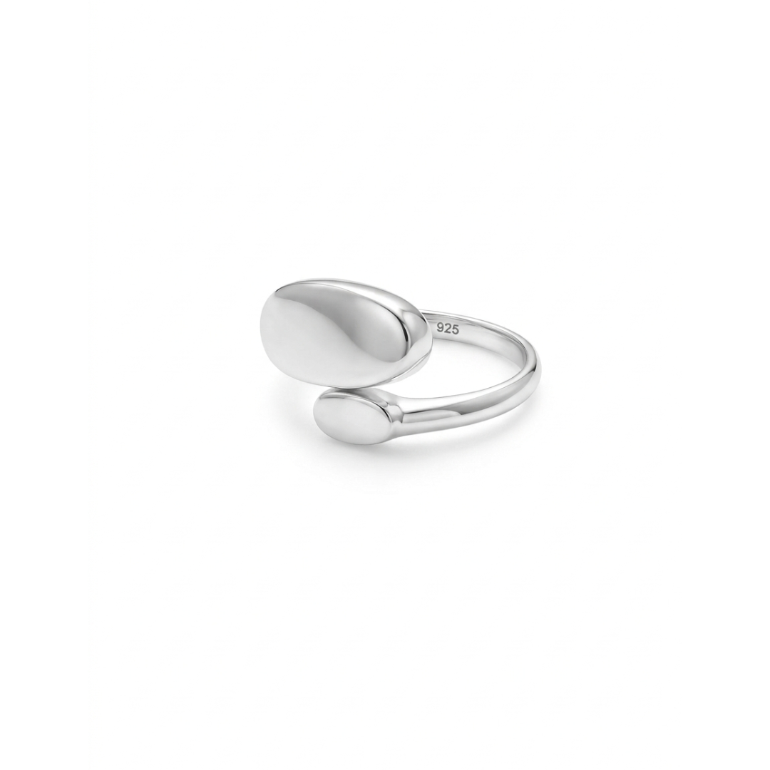 Anillo Bingin Plata 925 - joya artesanal Nomada Soul, plata 925, piedra natural, hecho a mano en Bali - vista frontal