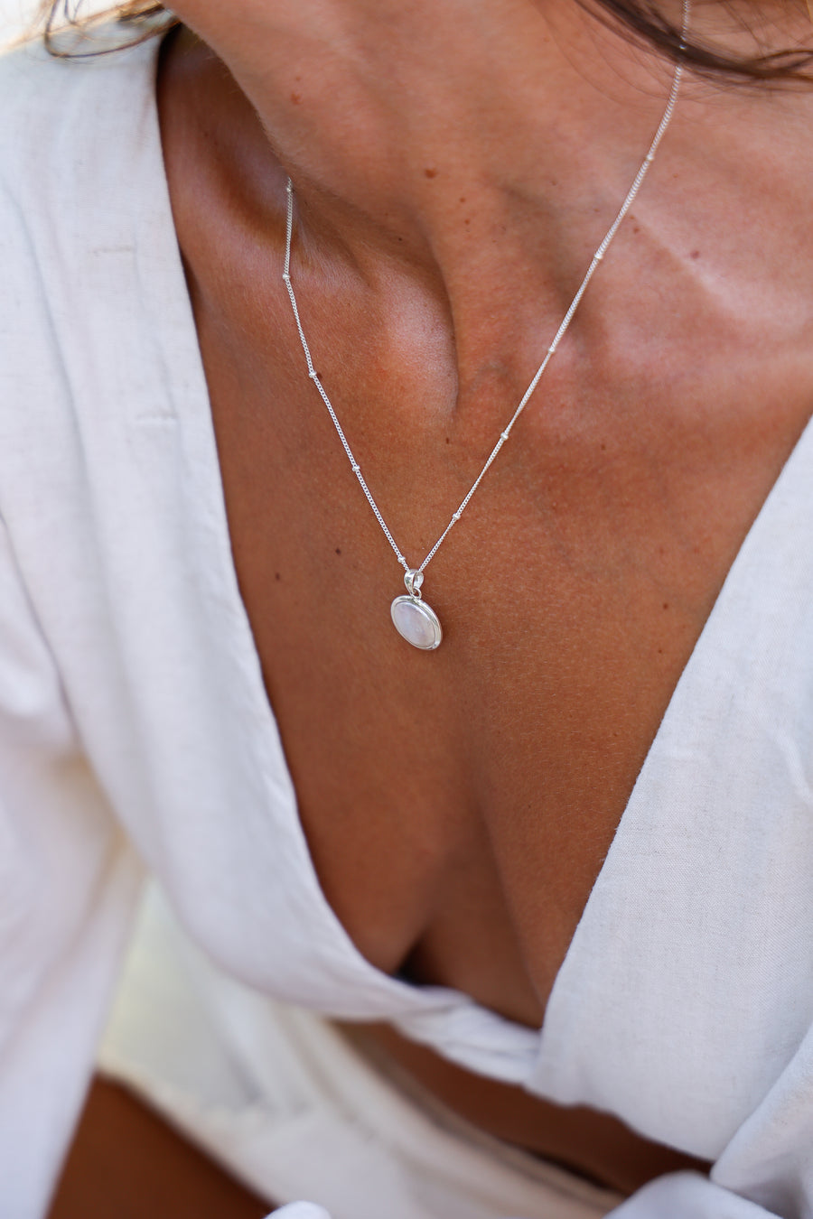 Joya hecha a mano collar colgante perla natural plata 925 piedra natural diseño exclusivo elegante único joyería fina