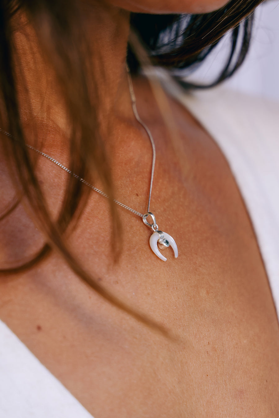 Collar plata 925 con topacio piedra natural  diseño exclusivo elegante único hecho a mano colgante de nacar joyería fina
